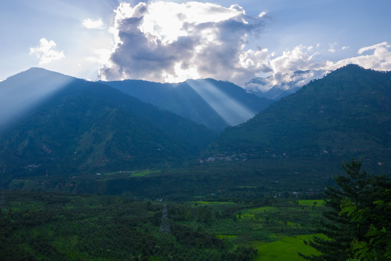 se himachal Views surrounding Manali 5 - Himalayan Institute