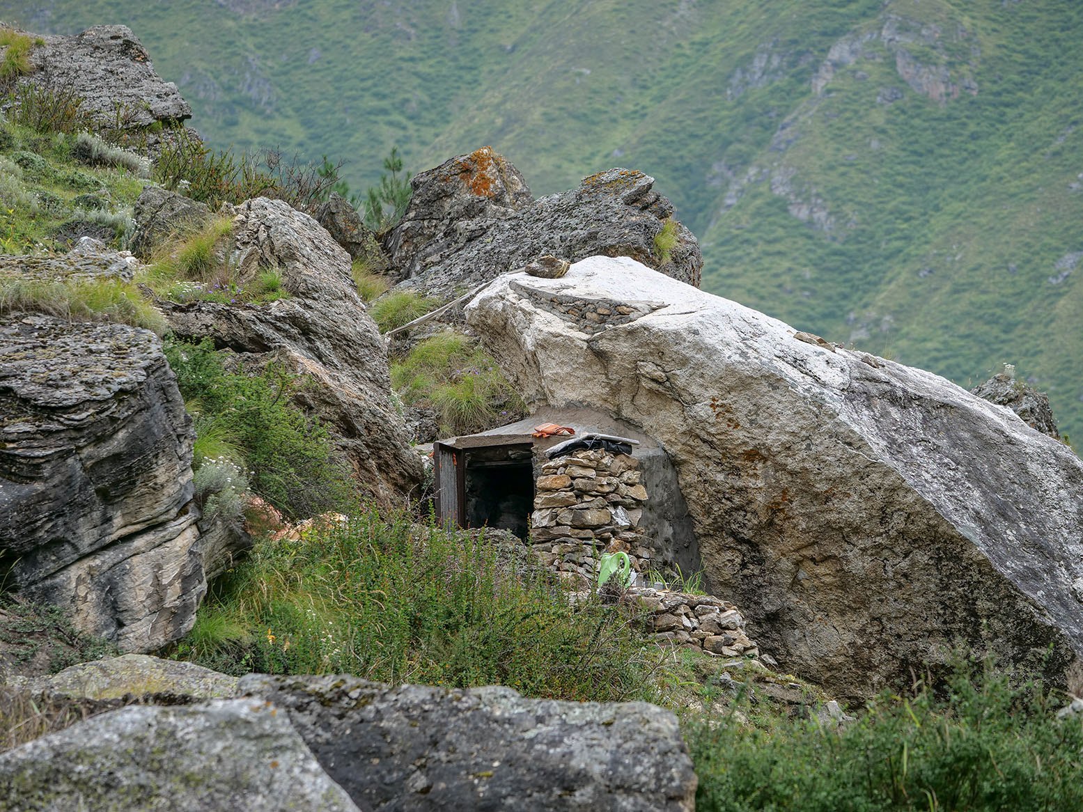 a himalayan cave - Himalayan Institute