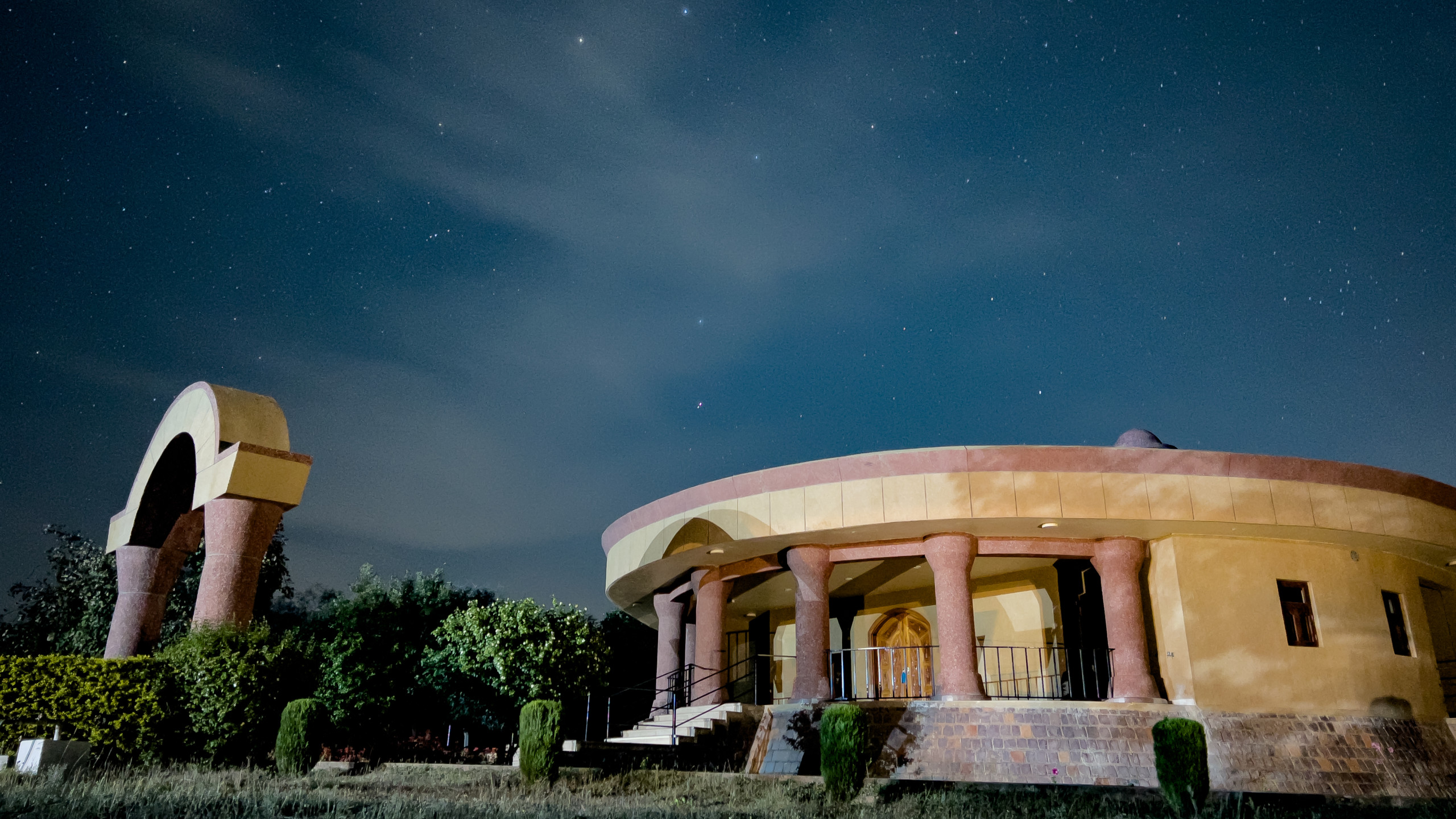 KSI 2023 shrine at night scaled - Himalayan Institute