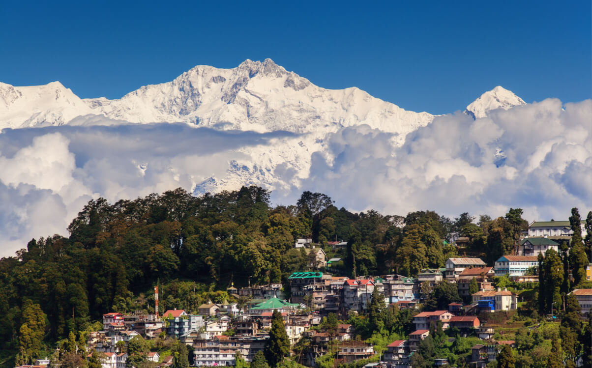 Darjeeling Kanchenjunga - Himalayan Institute