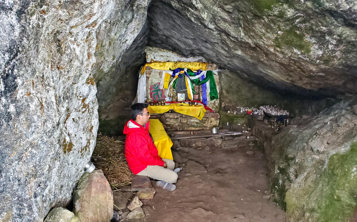 sikkim meditation in a cave - Himalayan Institute